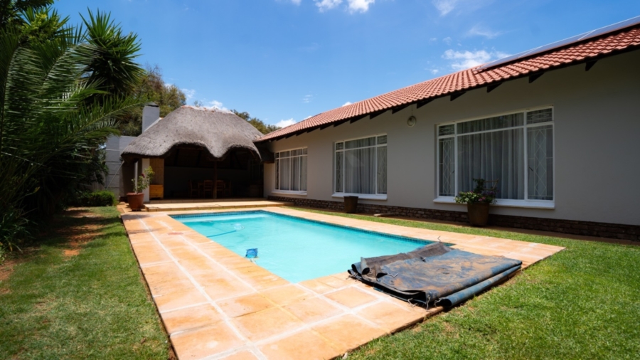 4 Bedroom Property for Sale in Wilkoppies North West